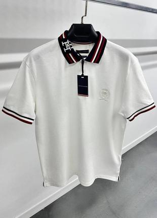 Белая футболка поло мужская с принтом в стиле tommy hilfiger