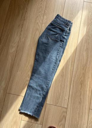 Джинси мом