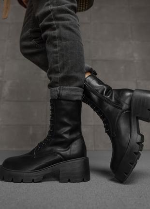 Женские ботинки larat black черные высокие