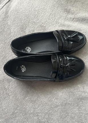 Туфлі на дівчинку