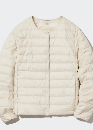 Легкая куртка uniqlo, молочнного цвета, размер м