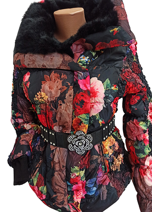 Ярка жата куртка derhy