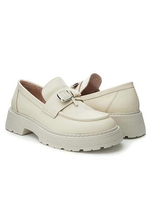 Жіночі лофери 17987 бежеві шкіра