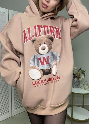 Худи в стиле оверсайз