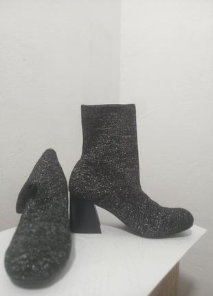 Сапоги-чулки черные серебристые