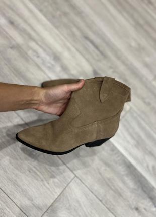 Ковбойки stradivarius
