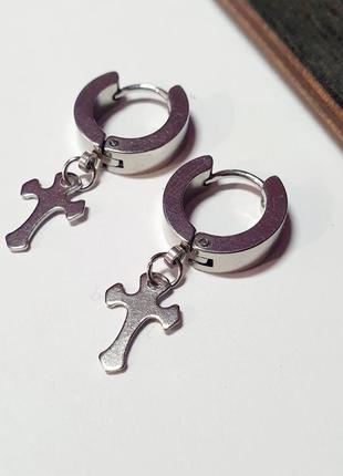 Круглі сережки кільця з хрестом