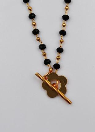 Кольє жіноче з намистин.