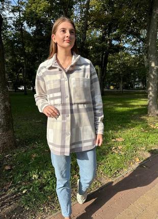 Тепла сорочка у клітинку жіноча