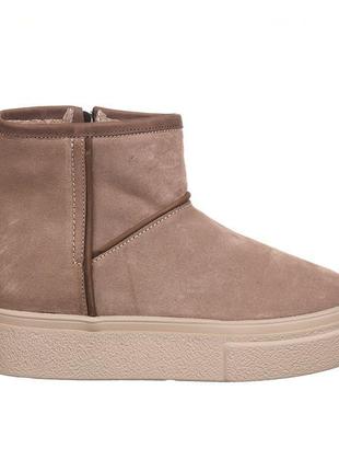 Женские бежевые замшевые угги rispetto 80035