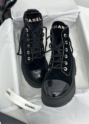 Боты сапожки в стиле chanel черные кожа