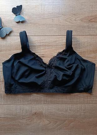 Бюстгальтер топ триумф modem lace+ coton n