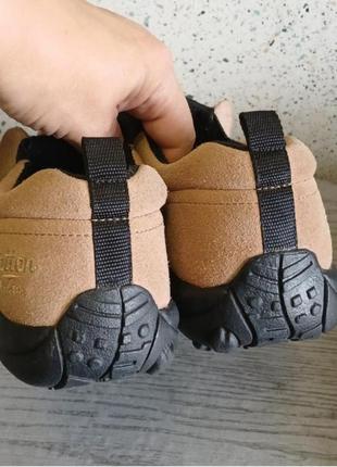 Кросівки нові.розм.38,5/39/