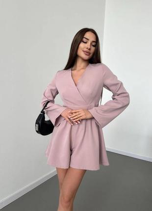 Комбинезон с шортами с длинными рукавами