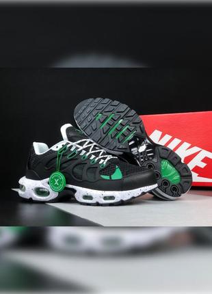 Чоловічі демісезонні кросівки nike air max terrascape plus чорні з білим\зелені1 фото