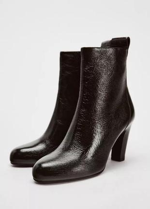 Овальные кожаные ботинки коричневый zara new
