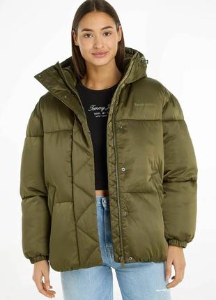 Куртка Tommy hilfiger jeans женская цвет Зеленая зимняя