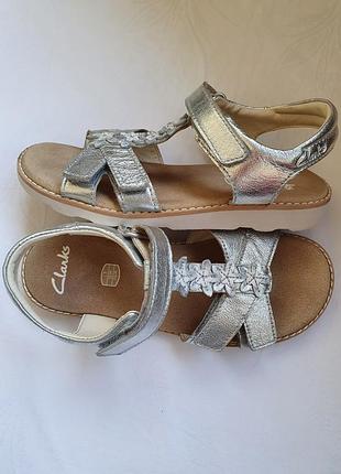 Босоножки clarks р.33