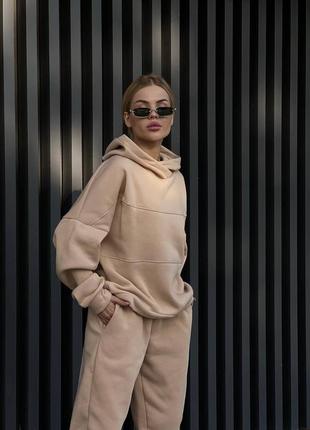 Жіночий спортивний костюм на флісі