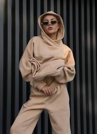 Жіночий спортивний костюм на флісі