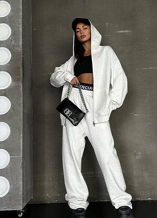 Брюки в стиле balenciaga