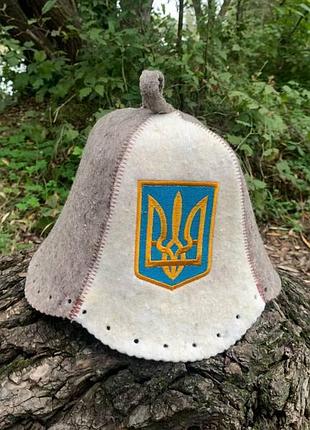 Шапка для бани и сауны универсальная из натуральной шерсти с вишивкой