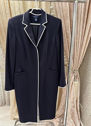 Пальто ann taylor  новое