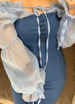 Блакитна літня сукня