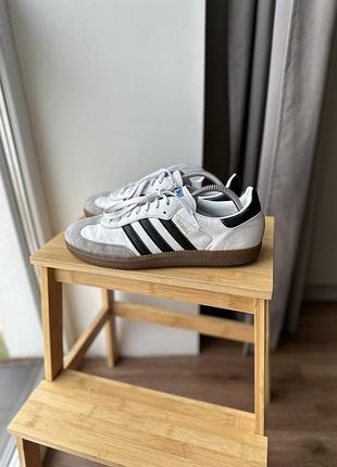 Чоловічі кросівки adidas samba vegan