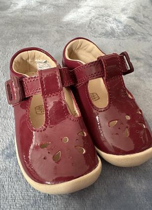 Туфлі/мешти для дівчинки