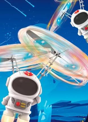 Літальний "космонавт", електричний ударостійкий левітувальний спінер бумеранг запускулка з led-підсвіткою,2 фото