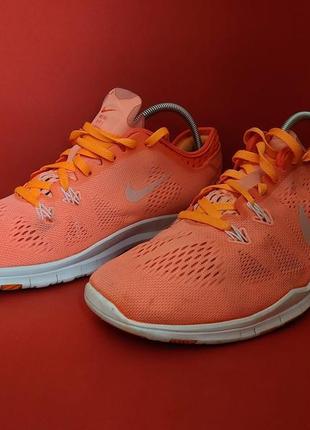 Беговые кроссовки nike free tr fit 5.0 40.5р. 26 см2 фото