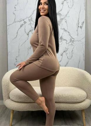 Женское теплое бежевое термобелье на флисе большие размеры