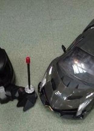 Уцінка. легкова машинка на радіокеруванні - не піднімаються дверцята