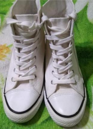 Кеды,сникерсы фирмы miss liberto,размер 38-39.