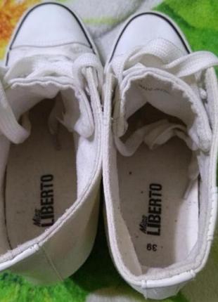 Кеды,сникерсы фирмы miss liberto,размер 38-39.