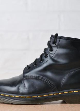 Черевики dr. martens