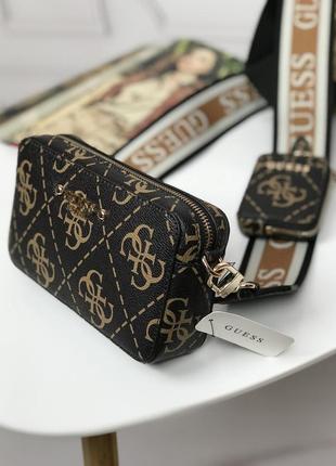 Сумка женская кросс-боди guess оригинал rea quattro g mini camera crossbody коричневая гесс кросс боди3 фото