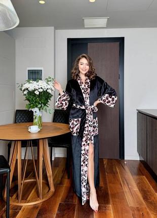 Халат з розрізами лео