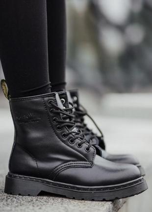 Черевики dr.martens 1460 total black хутро