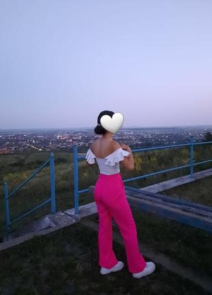 Рожевий костюм