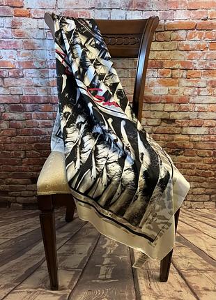 Хустка guess