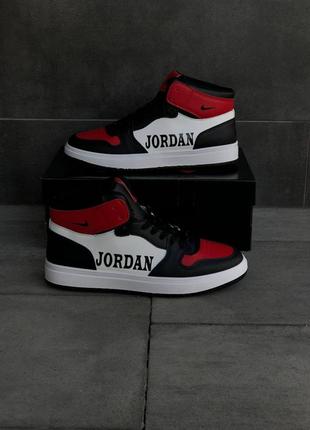 Мужские кроссовки jordan красные кожаные кроссовки джордан