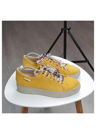 Кожаные кроссовки mephisro