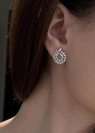 Сережки віночок гвіздок xuping медичний сплав родій медичне золото