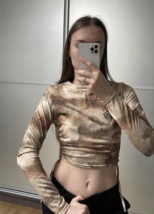 Розпродаж до 20.05! нова кофтинка  від prettylittlething