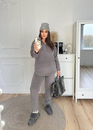 Спортивний костюм з кофтою з капюшоном з блискавкою з штанами з кишенями з манжетами