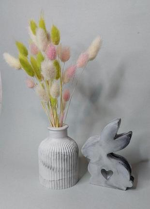Набор гипсовый ваза и статуэтка серая