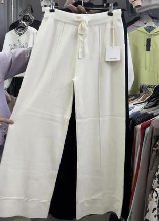 Жіночі трикотажні штани