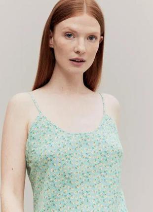 Красива майка в квітковий принт marks&spencer x ghost